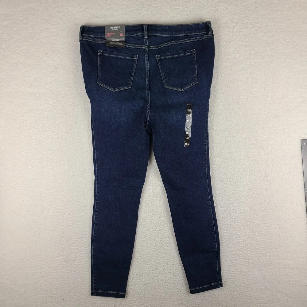 Torrid Jeans Women 16S 16 Short Blue Mid Fit Super Skinny Soft Dark Wash NWT NEW